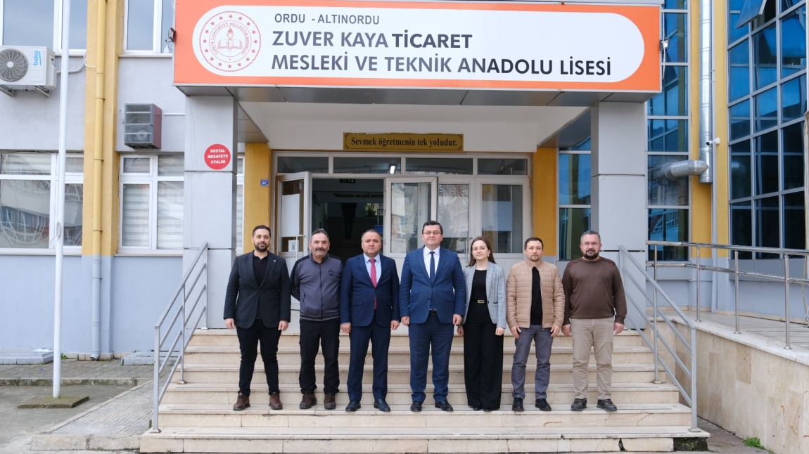 Müdürümüz Zuver Kaya Ticaret ve Mesleki Teknik Anadolu Lisesini Ziyaret Etti