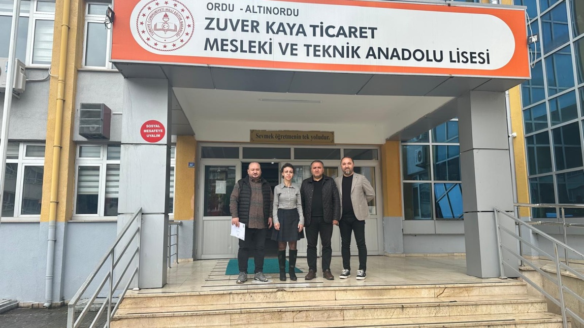 BİLİŞİM TEKNOLOJİLERİ ALANI ÖĞRENCİLERİMİZE KARİYER GÜNLERİ ETKİNLİĞİ DÜZENLENDİ